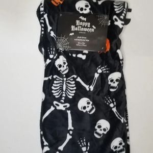Halloween Throw Blanket Skeletons and Skulls Black White Orange Plush Super Soft